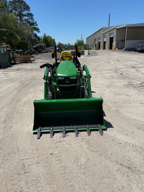 2025 John Deere 1025R Image 1