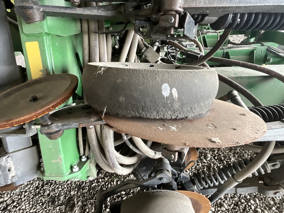 Photo of 2016 John Deere 1990