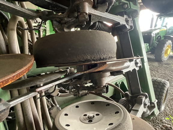 Photo of 2016 John Deere 1990