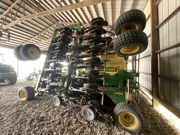 Photo of 2016 John Deere 1990