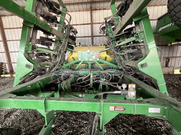 Photo of 2016 John Deere 1990