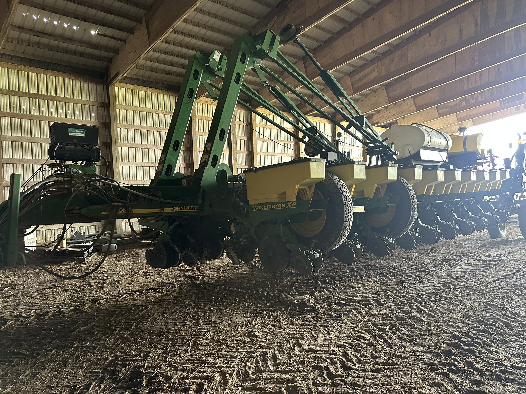 2012 John Deere 1770NT