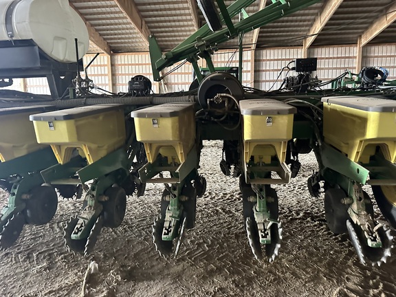 Photo of 2012 John Deere 1770NT