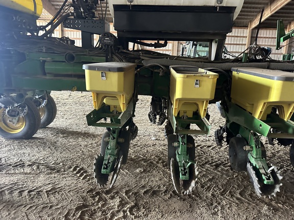 Photo of 2012 John Deere 1770NT