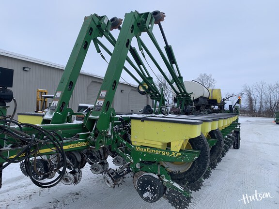 Photo of 2012 John Deere 1770NT