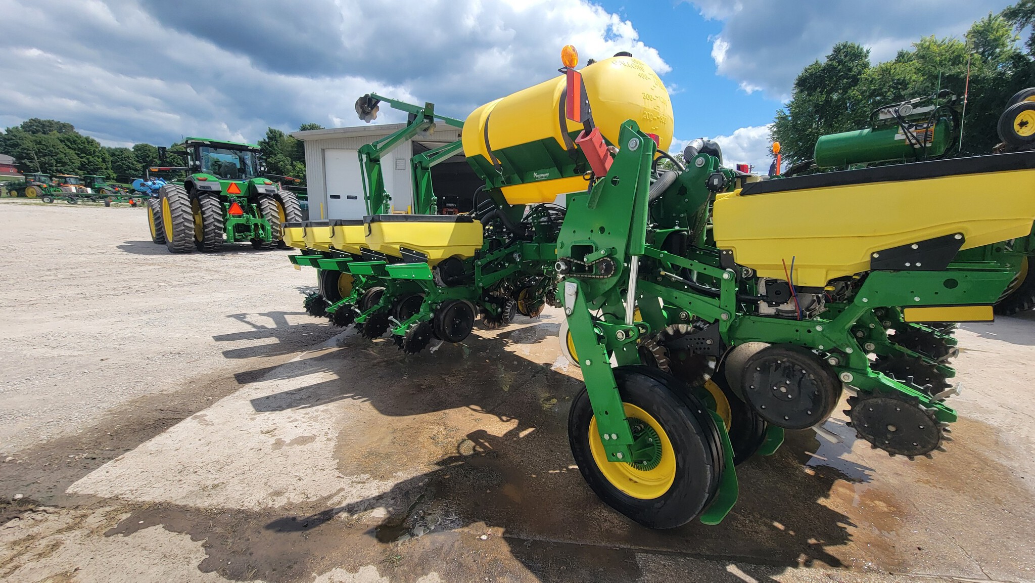 2021 John Deere 1775NT Image 9