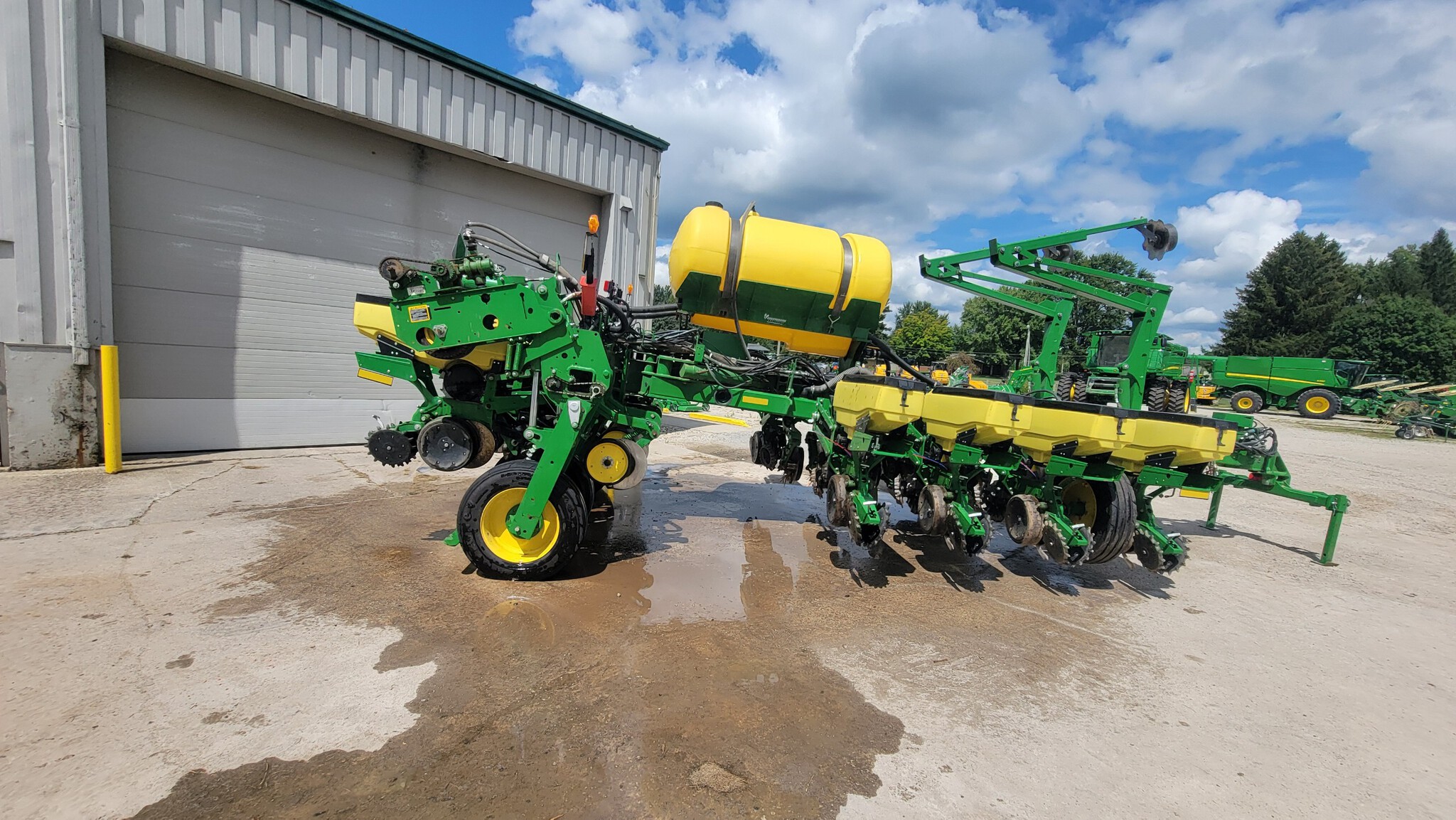 2021 John Deere 1775NT Image 11