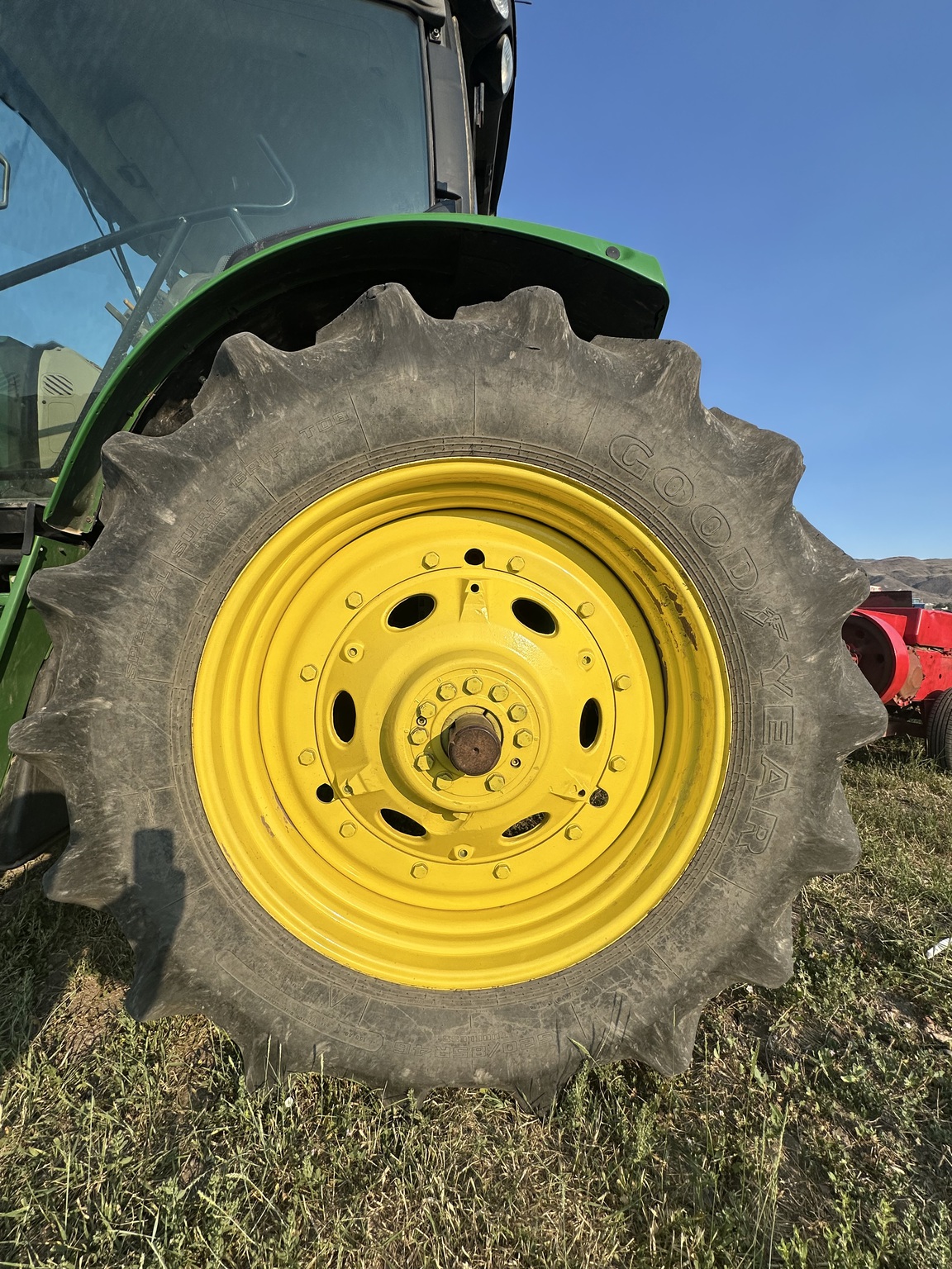2018 John Deere 6175R Image 18