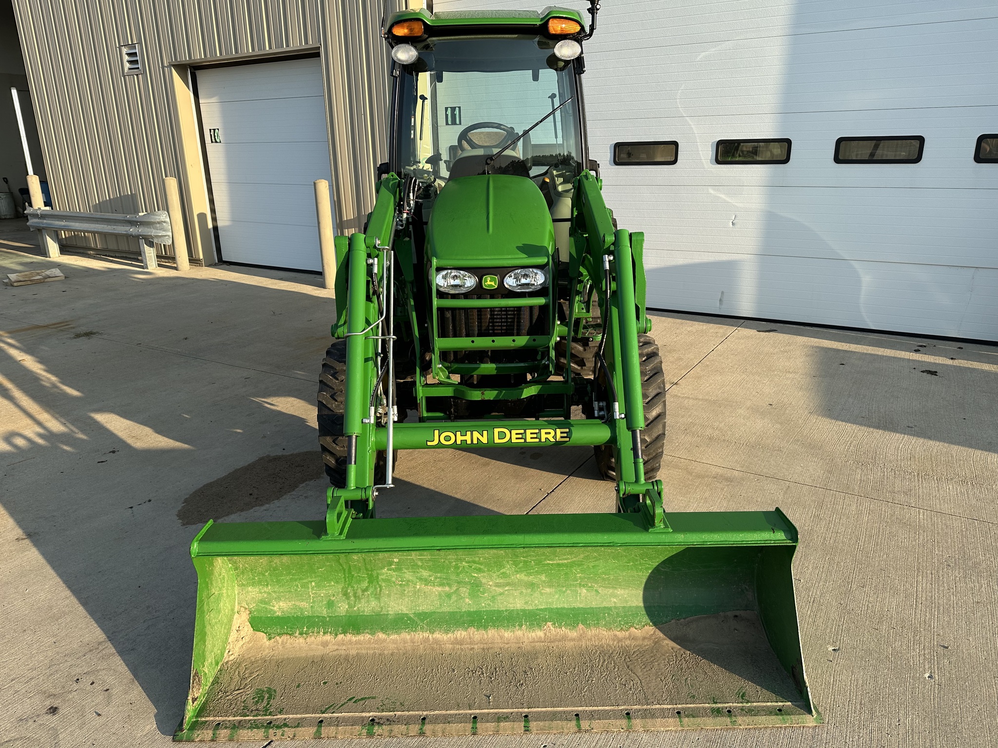 2013 John Deere 4520 Image 6