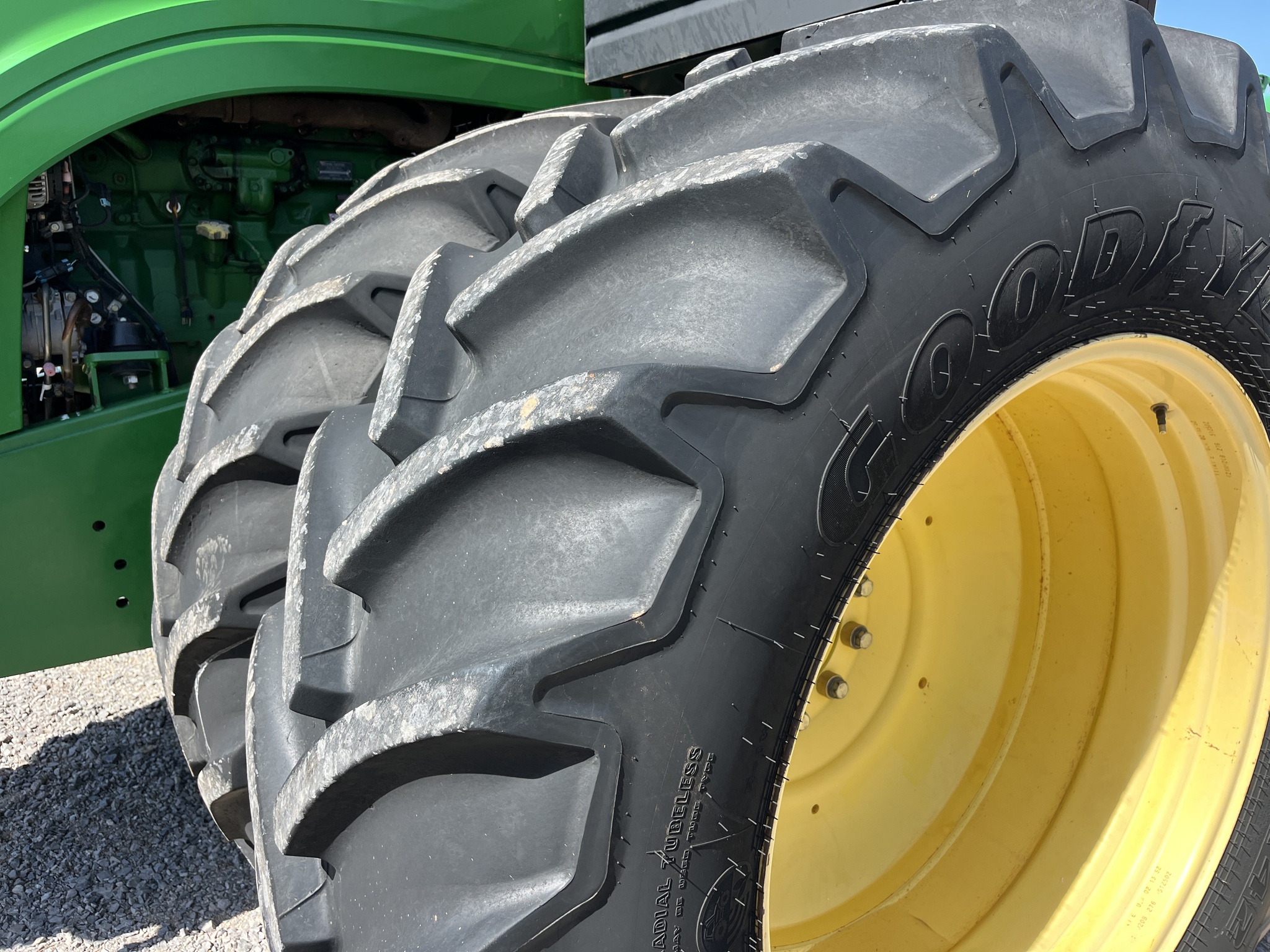 2013 John Deere 9360R Image 14