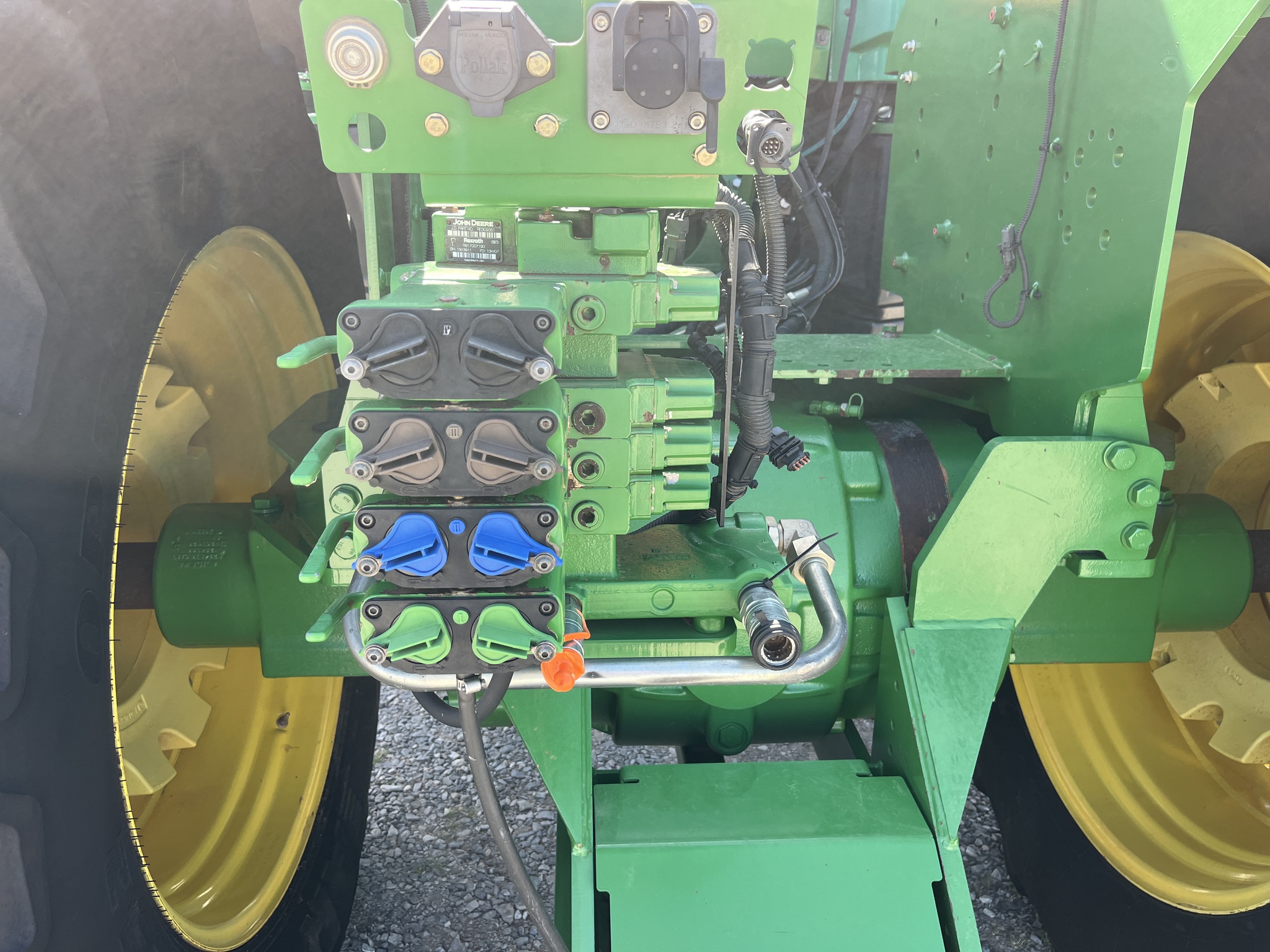 2013 John Deere 9360R Image 16