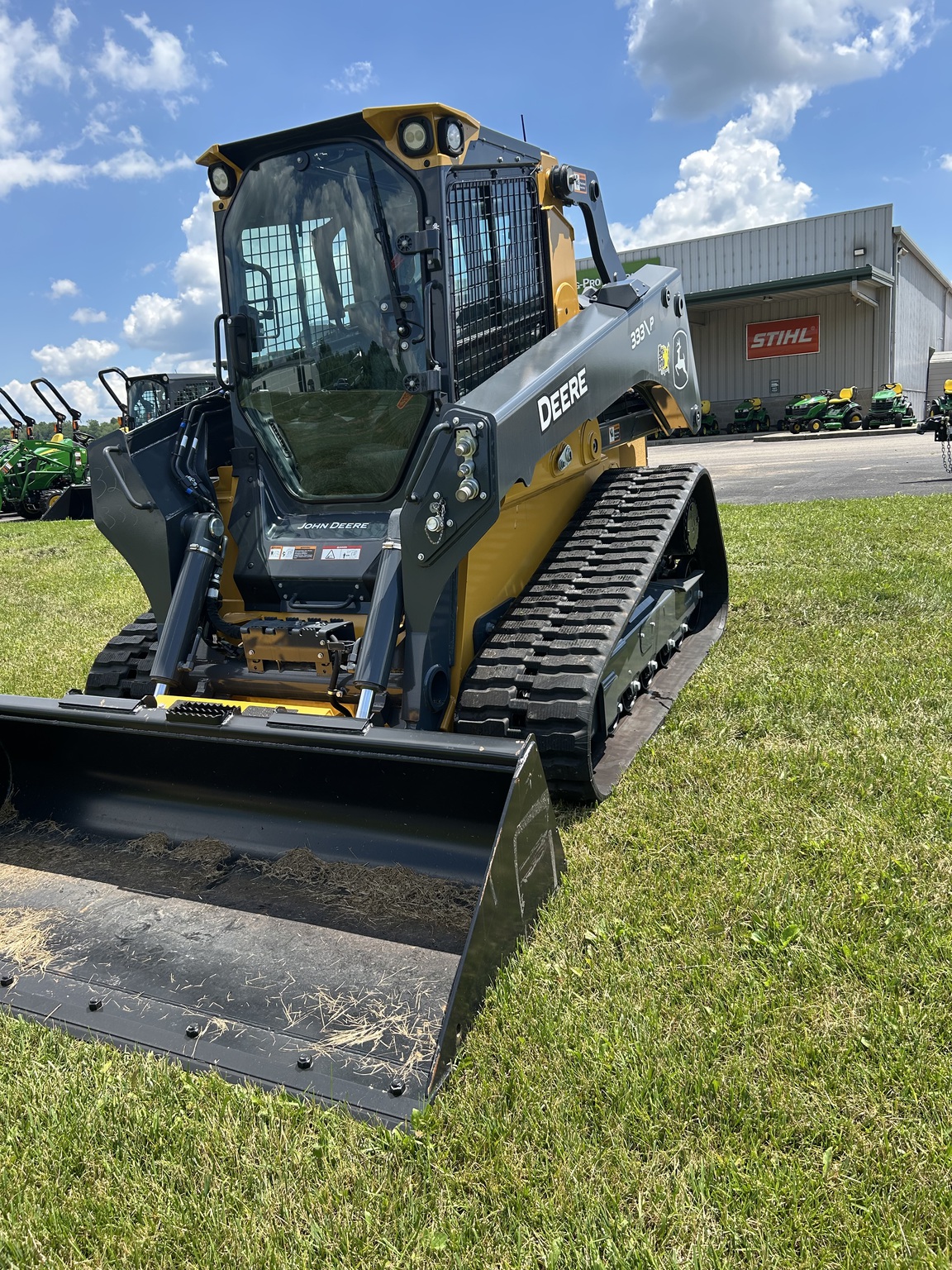 2025 John Deere 333 P Image 2