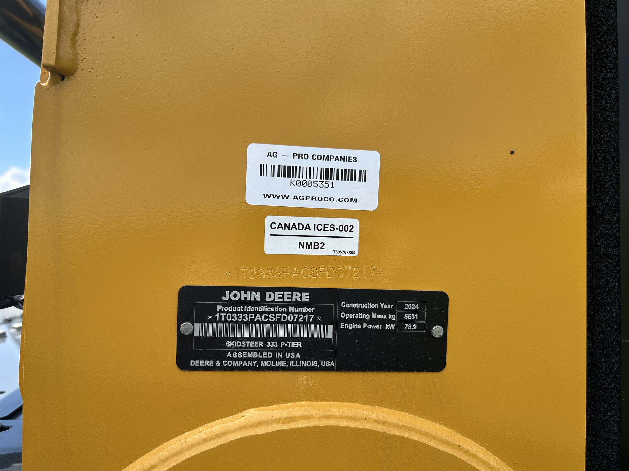 2025 John Deere 333 P Image 7