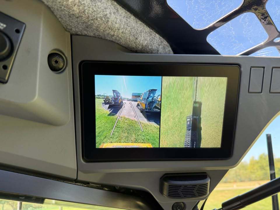 2025 John Deere 333 P Image 13
