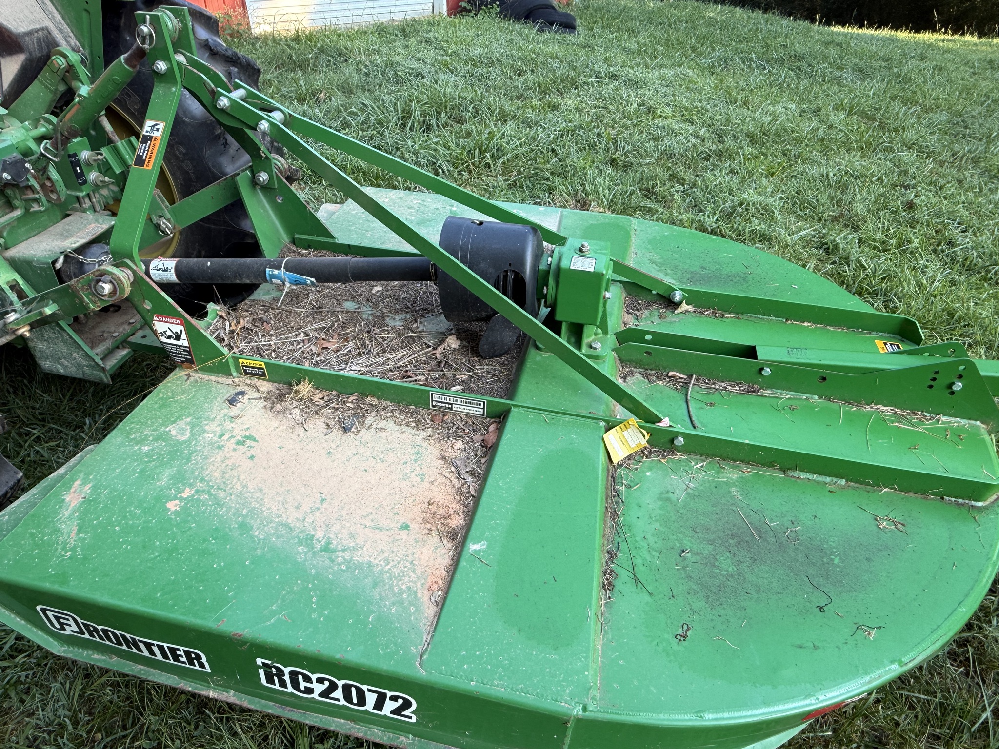 2014 John Deere 5065E Image 14