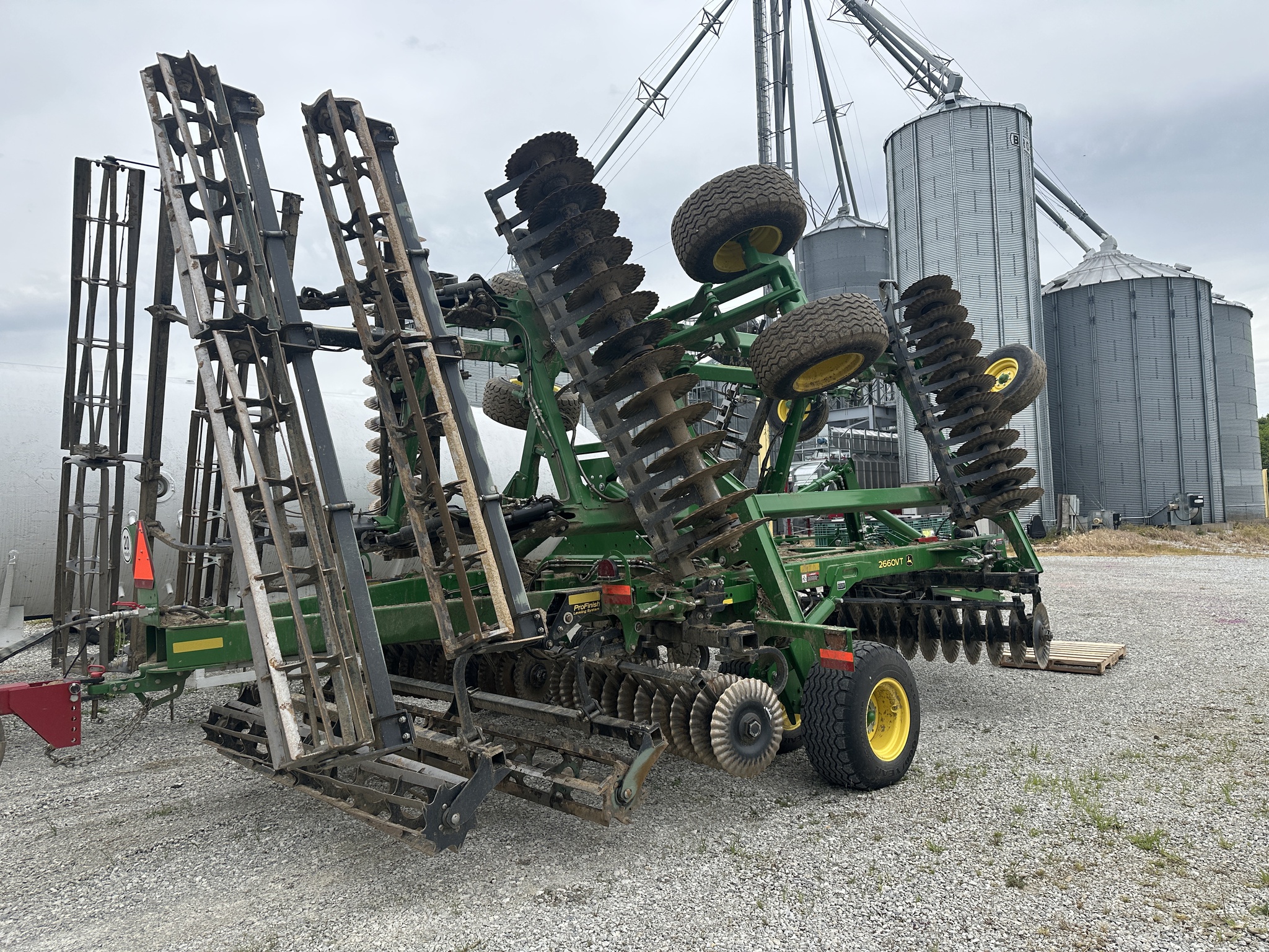 2022 John Deere 2660VT Image 5