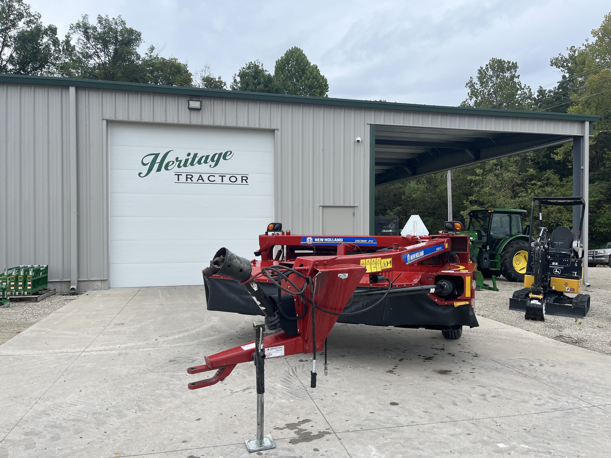  2022 New Holland 210 at Heritage Tractor in Jefferson City, MO