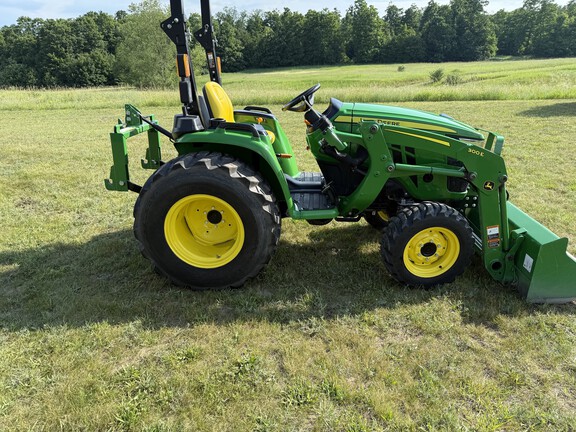 Photo of 2021 John Deere 3038E