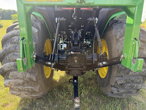 Photo of 2021 John Deere 3038E