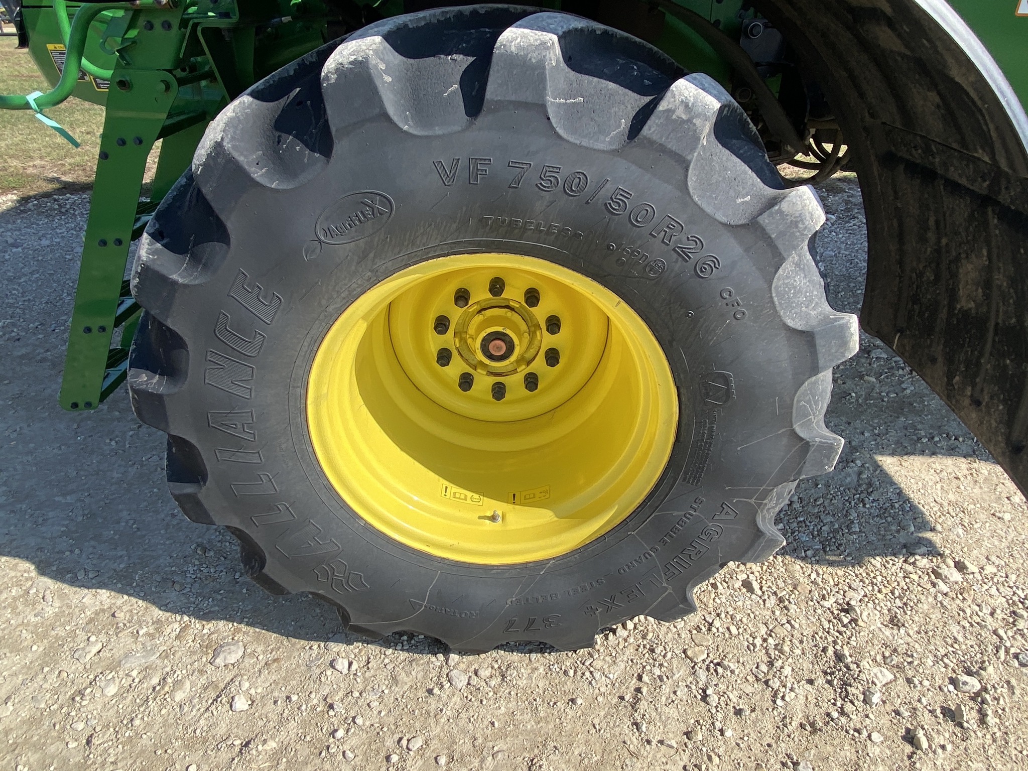 2022 John Deere 800R Image 15