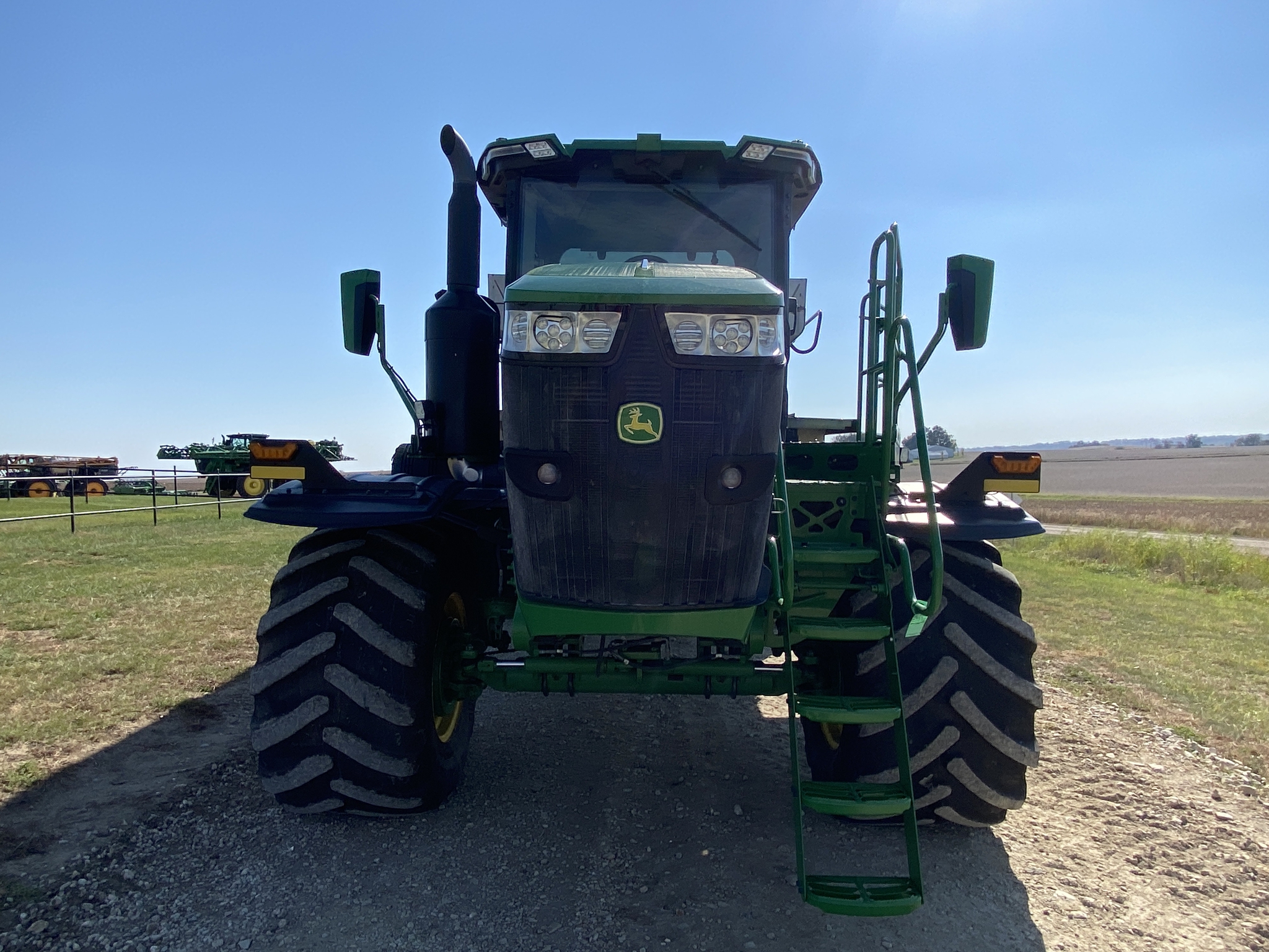 2022 John Deere 800R Image 2