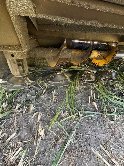 2023 New Holland Speedrower 220 Image 12