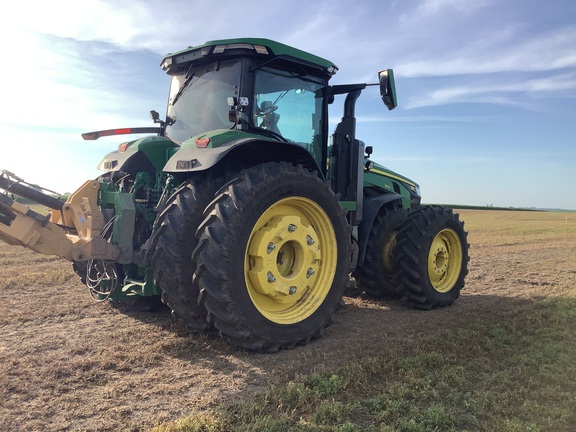Photo of 2024 John Deere 8R 370