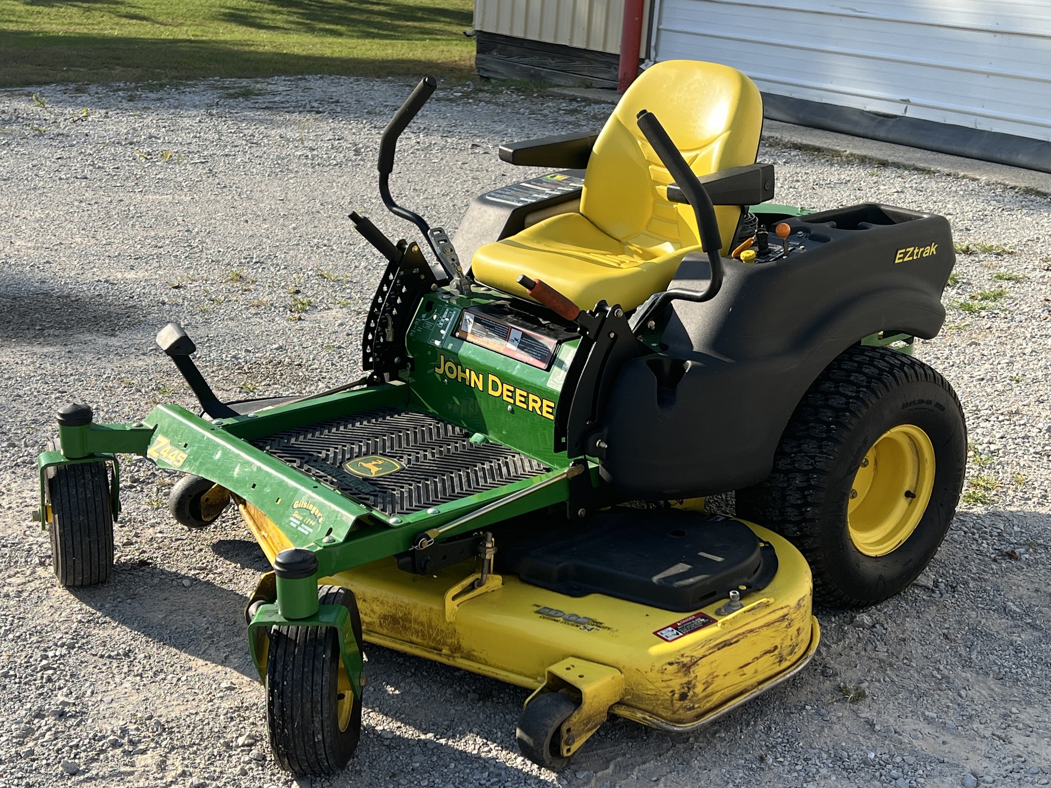 2009 John Deere Z445 Image 7