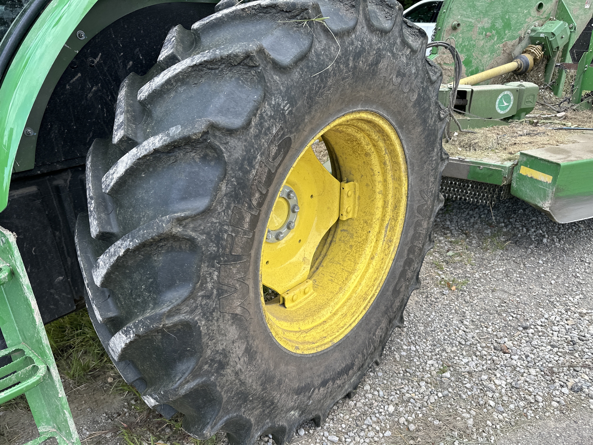 2023 John Deere 6120E Image 14
