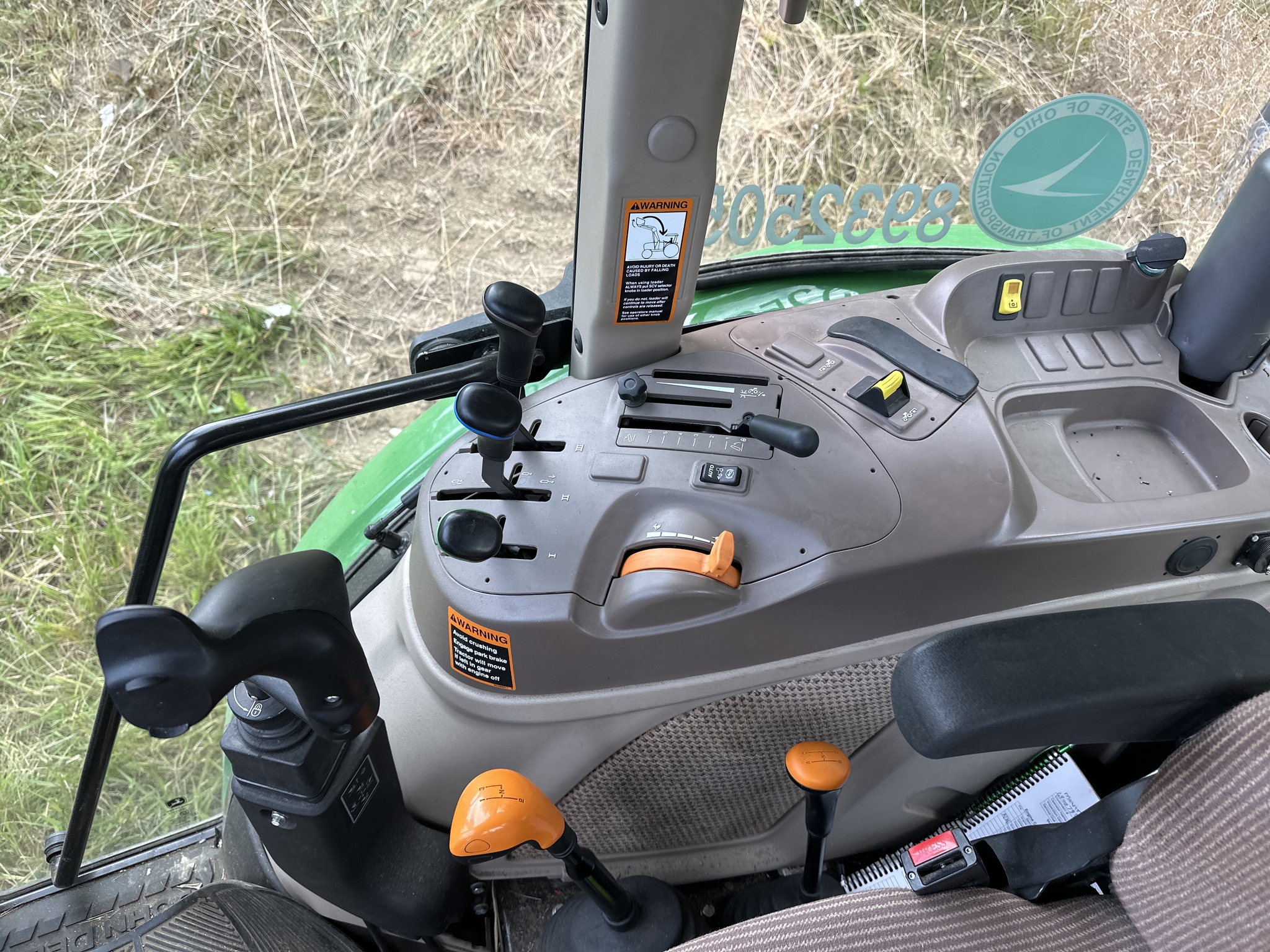 2023 John Deere 6120E Image 22