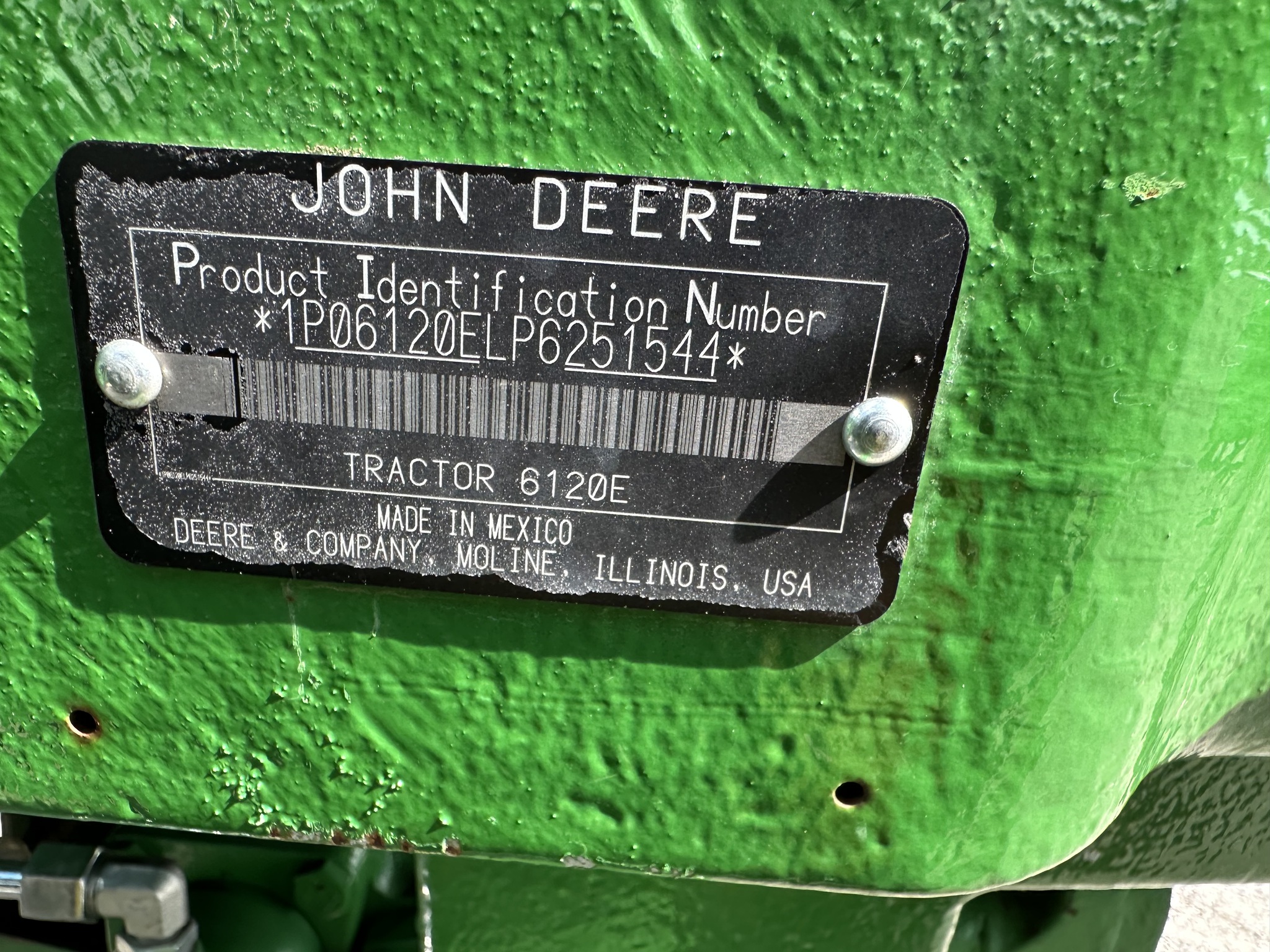 2023 John Deere 6120E Image 28