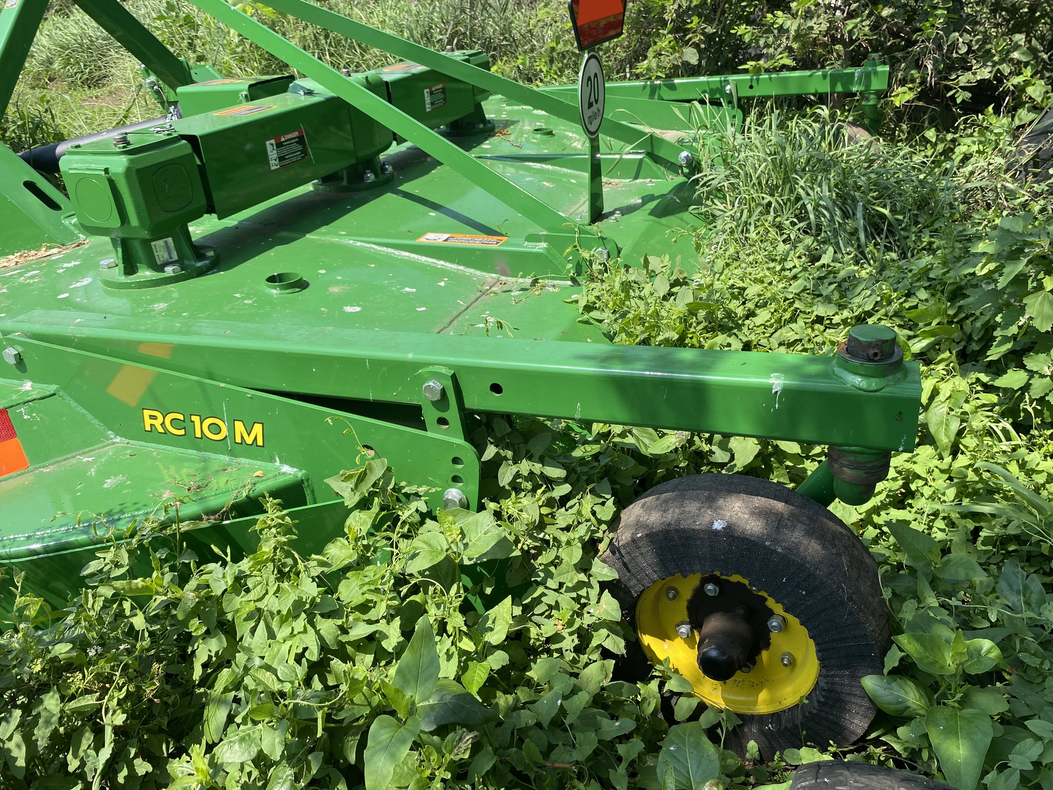 2022 John Deere rc10m Image 2