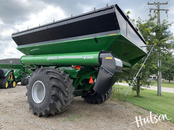 Photo of 2024 Brent V1100