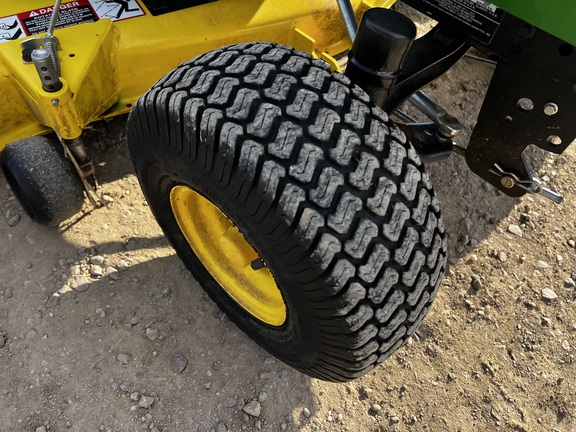 2015 John Deere X324 - Photo10