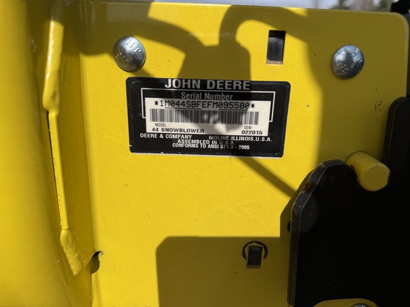 2015 John Deere X324 - Photo16