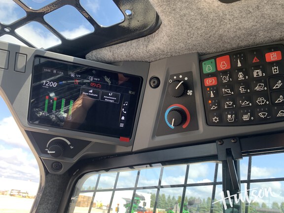Photo of 2024 John Deere 334 P