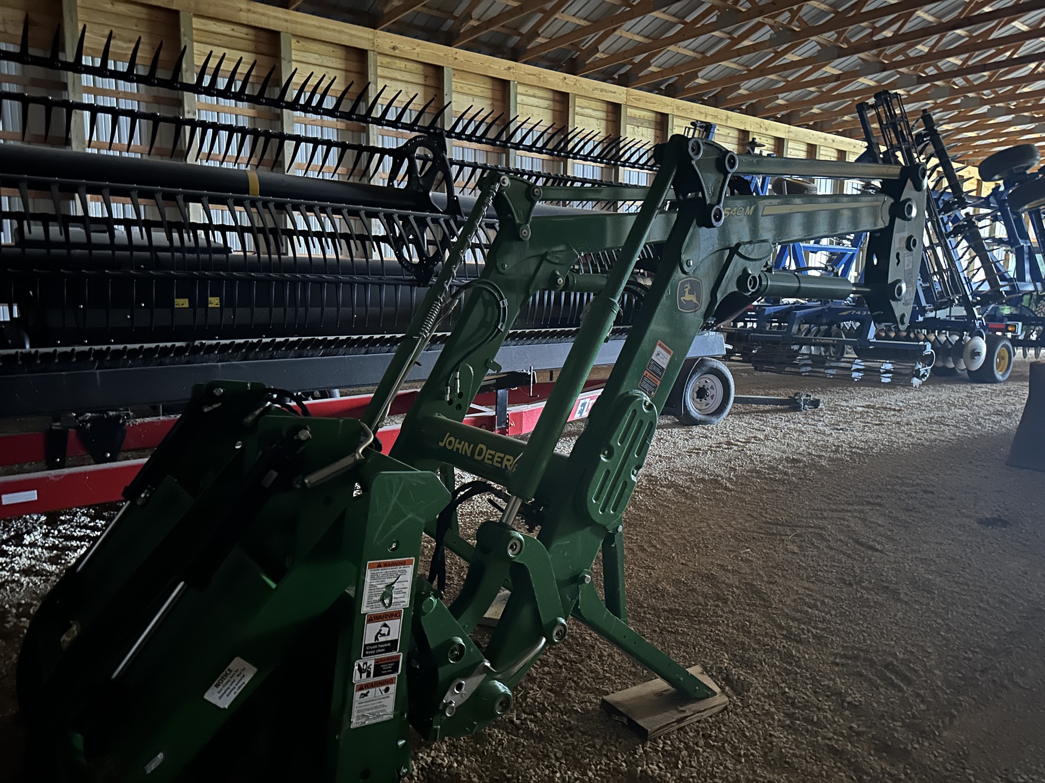 2022 John Deere 5115M Image 8