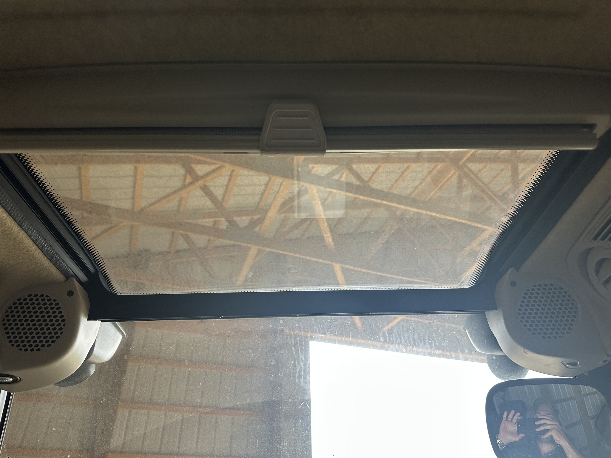 2022 John Deere 5115M Image 6
