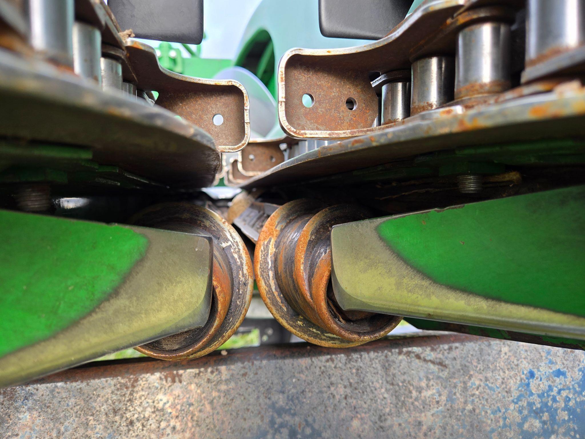 2019 John Deere 708C Image 6