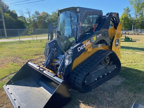 2024 John Deere 317G Image 2