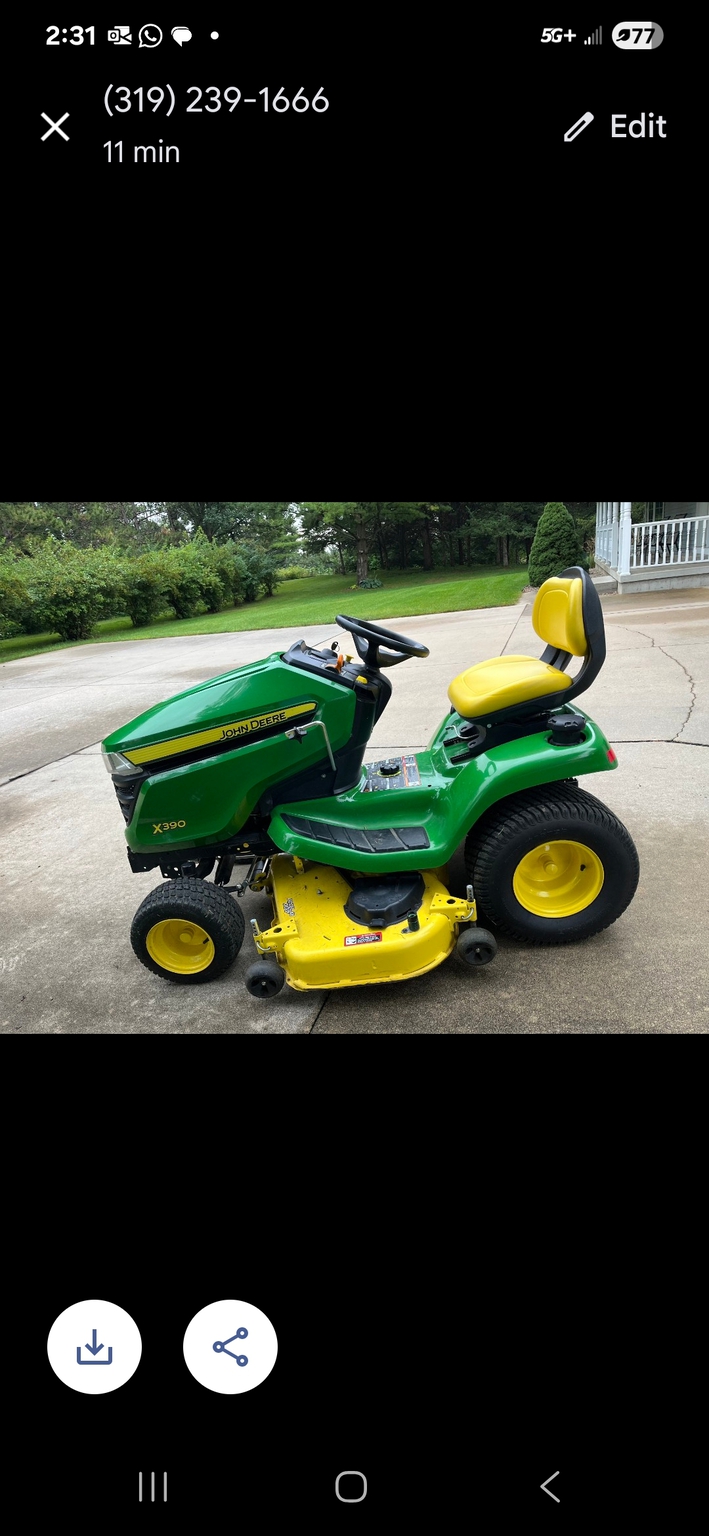 2016 John Deere X390 Image 1