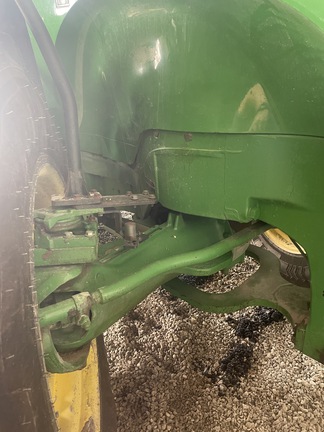 2013 John-Deere 7200R