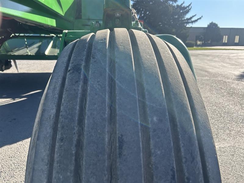 2015 John Deere W235 Image 12