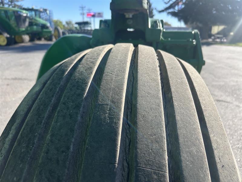 2015 John Deere W235 Image 19