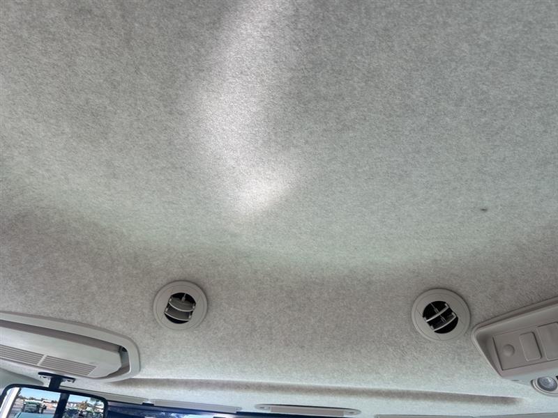 2015 John Deere W235 Image 37