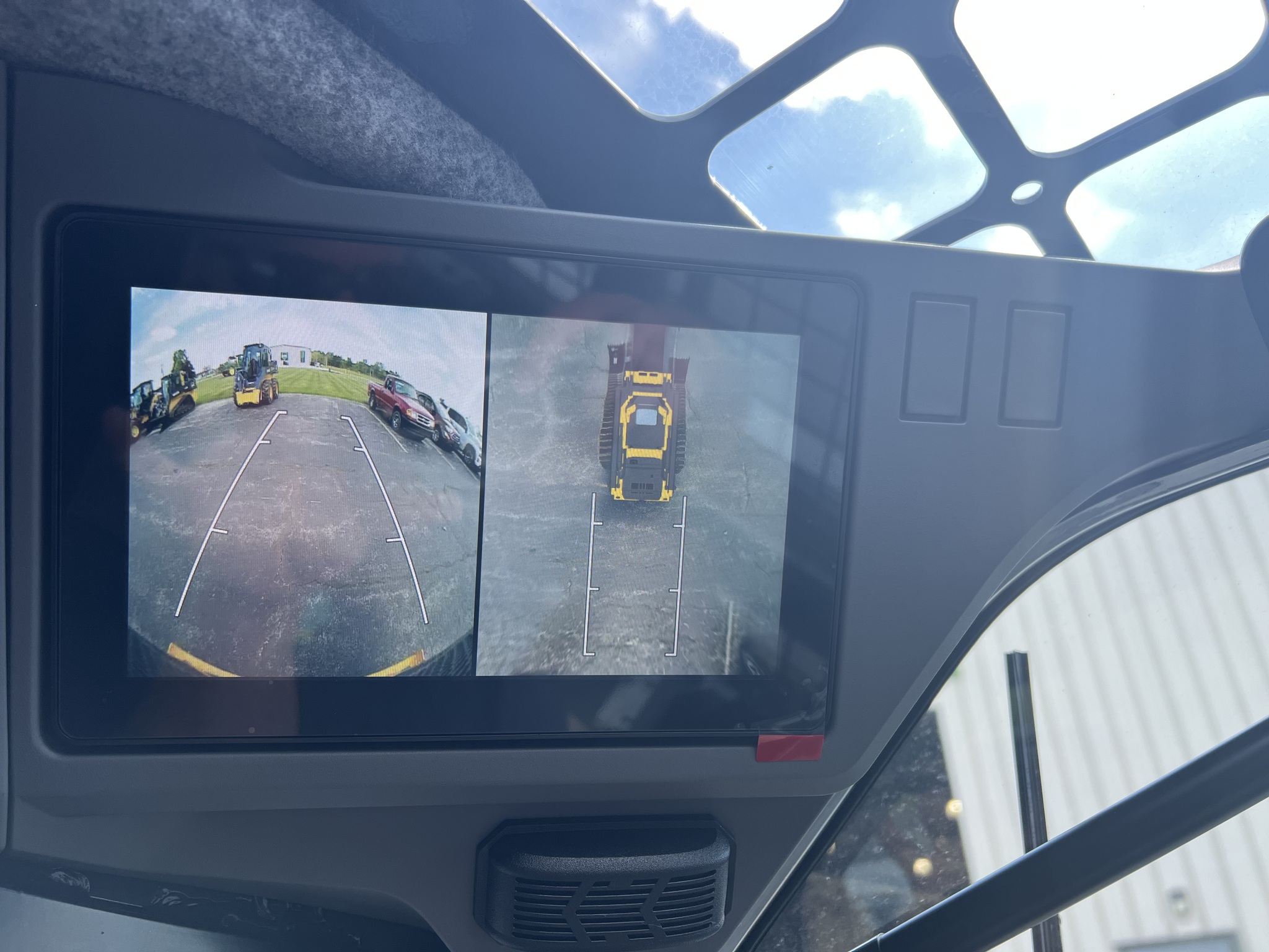 2025 John Deere 333 P Image 4