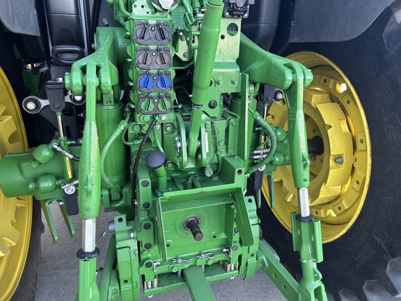 2023 John Deere 6R 155 (19th thumbnail)