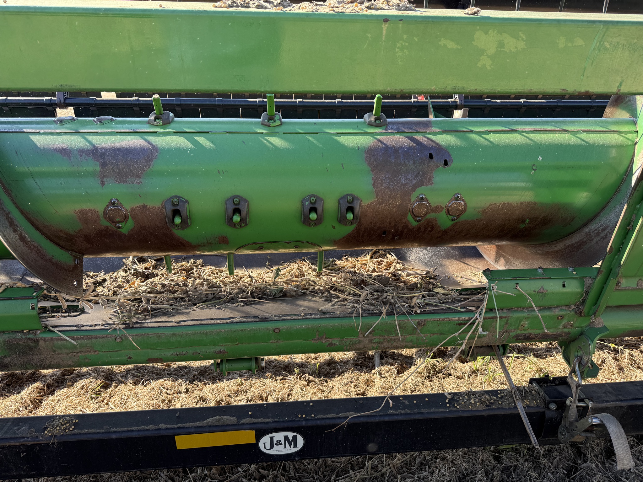 2011 John Deere 635F Image 4