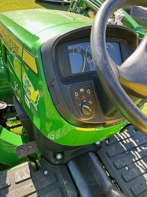2024 John Deere 3025E Image 2