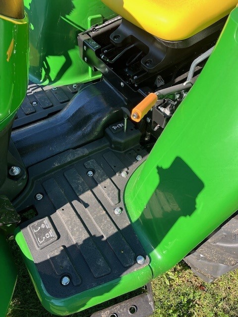 2024 John Deere 3025E Image 7